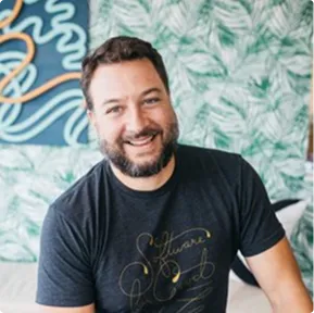 Photo of Casey Helbling